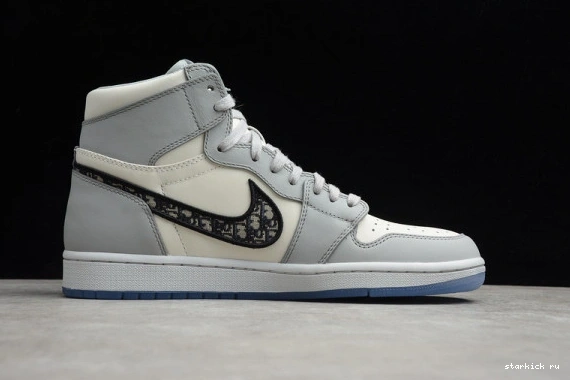 BOX CN8607-002 OG SHOE X HIGH JORDAN (DIOR ) 1 CN8607-002 DIOR AIR 0516